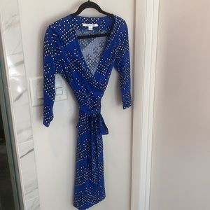 Diane von Furstenberg DVF New Julian two Wrap Blue geometric Dots Print Dress 4